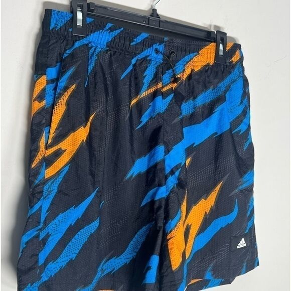New Adidas Men's TRVL
Print Shorts in Black at Nordstrom, Size Medium - Picture 12 of 14